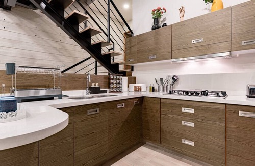 Roma Sur House | Trendy Roma, Private Rooftop, BBQ, AC & Gym