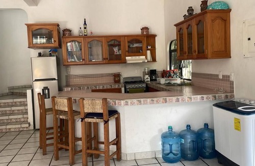 Boca de Tomatlan House | Tropical ocean front house in peaceful Boca de Tomatlan