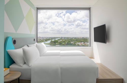 Ninh Kieu Hotel | Tru by Hilton Can Tho Cai Khe