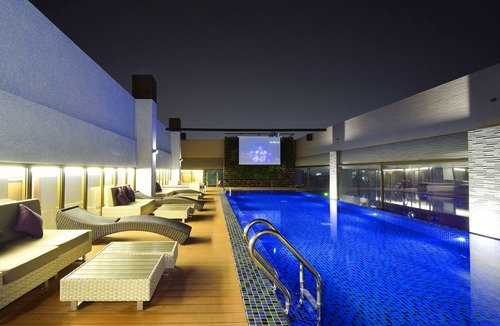 West District Hotel | Tsun Huang Hotel