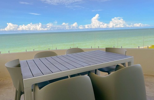 Telchac Puerto Apartment | Tu Oasis Moderno con Vista al mar en Telchac!
