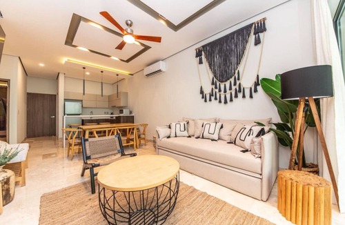 Playa Paraiso Apartment | Tulum Apartment w/pool - 5 min walk to Beach Zone
