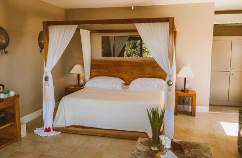 Soliman Bay Villa | Twin Crowns Royal Suite