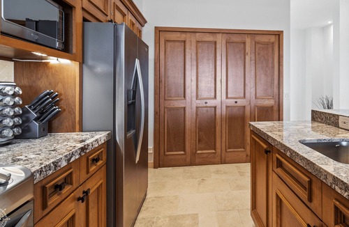 Cabo San Lucas Condo | Two Neighboring Ocean-View Penthouses - 5BR, Sleeps 12, Private Rooftops