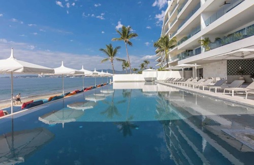 Bucerias Apartment | Udara 2E | Corner 3BR + Sauna, Padel Court & Ocean Peek, Sleeps 8