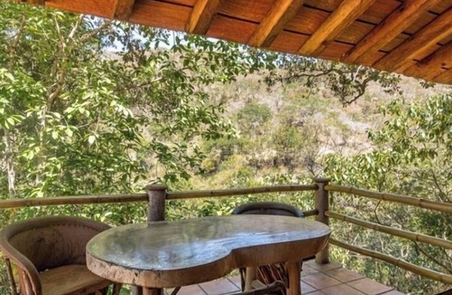 Mascota Cabin | UMA PARADISE
