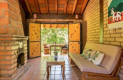 Mascota Cabin | UMA PARADISE