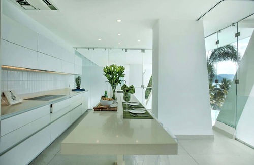 South Shore Hotel Area Apartment | Unique 2BR Corner Luxe Condo at Orchid by *Maxwell