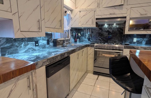 Emiliano Zapata Apartment | Unique Location Spacious Apartment