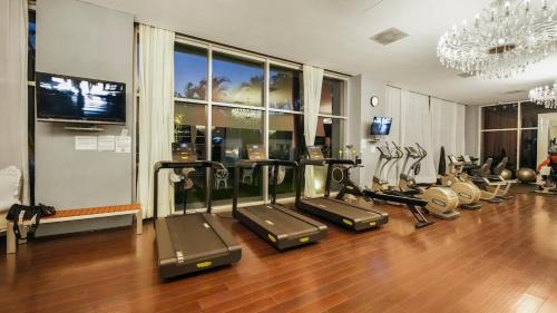 North Hotel Zone Apartment | Unique Luxury Beachfront Home Hotel Zone Beach