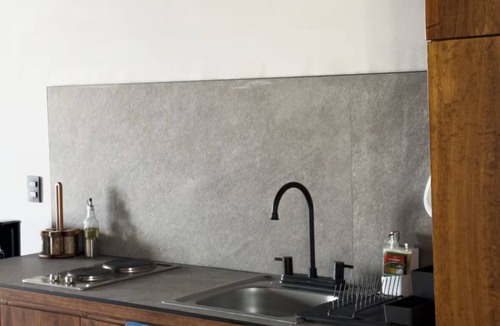 Barrio de Xochimilco Apartment | Upscale 2BR/2BA Apartment with Incredible Mountain Views