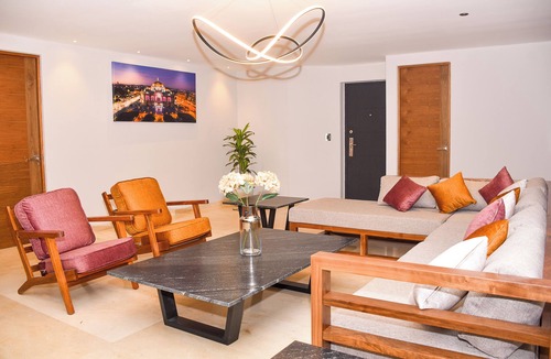Anahuac Apartment | Urban Kepler