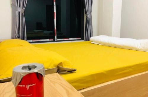 Bai Chay Apartment | Vũ Homestay phòng khép kín, 02 giường tại vườn đào cách SunWorld 1km