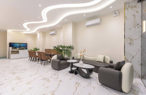 Ninh Kieu Hotel | V'Luna Hotel Can Tho