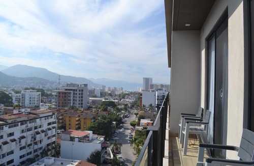Puerto Vallarta Apartment | Valarte-Charming 2-bedroom apartment in Versalles