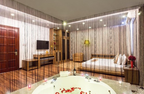 District 5 Hotel | Valentine Hotel