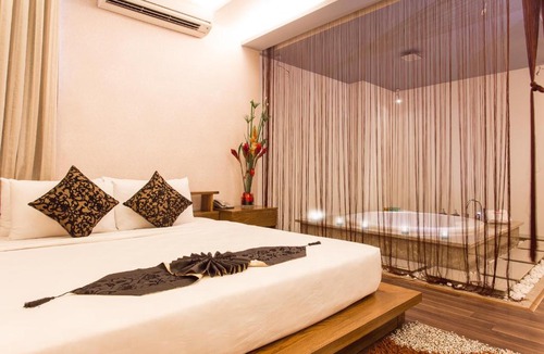 District 5 Hotel | Valentine Hotel