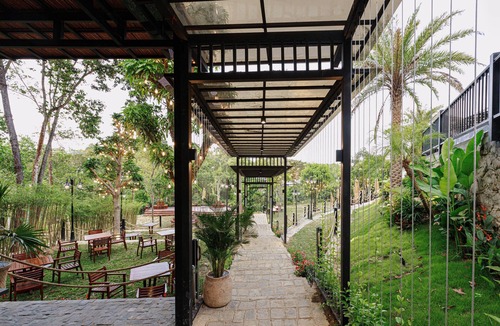 An Tay Villa | VALLEY DE MANGO VILLA