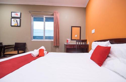 Phu Nhuan Hotel | Van Giao Hotel