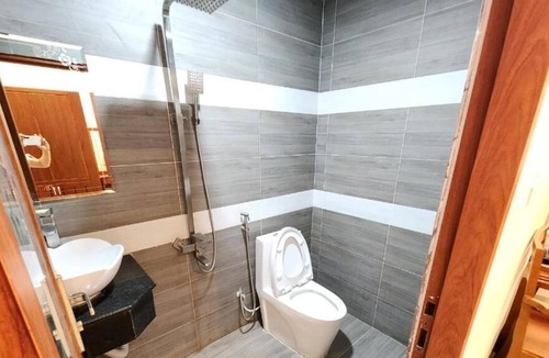 Bac Lieu Hostel | Van Nhi Hotel