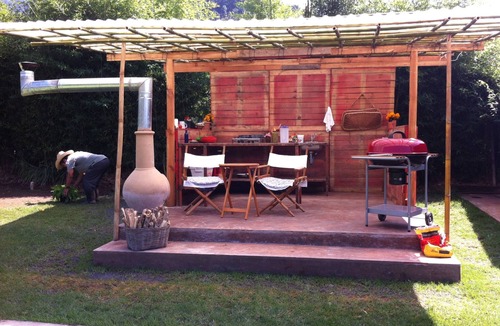 Valle de Bravo House | venue&Home w/bungalow & cabin. Mountain views, indoor pool & soccer field
