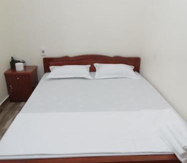 Ha Giang Hotel | VIỆT HƯNG HÀ GIANG Hostel motorbikes for rental