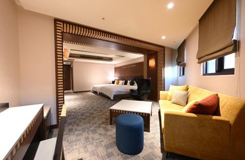 Sanchong Hotel | Via Hotel Breeze