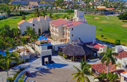Campo de Golf Fonatur Apartment | Vibrant Suite Steps to Punta Sur Golf Course