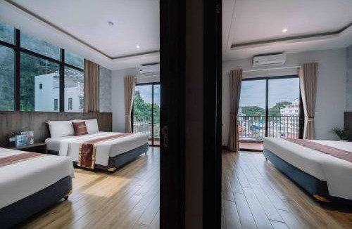 Cat Ba Hotel | Viet Hoa Hotel & Residence Cat Ba- Rooftop Pool