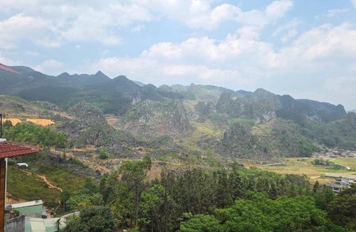 Dong Van Hotel | Viet Son Lam Hotel