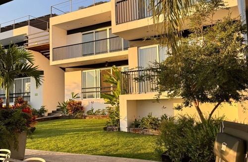 Chantepec Apartment | View of the lagoon, enjoy with family and friends.