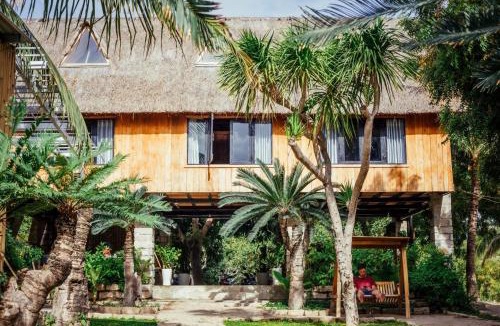 Cam Ranh House | Villa Đảo Hoa Vàng Cam Ranh- Venuestay