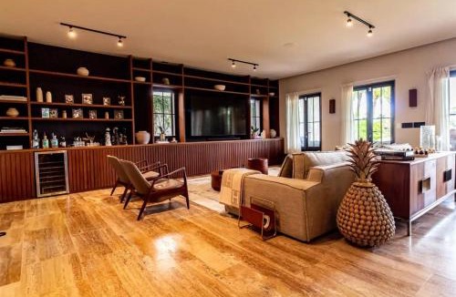 Alfredo V. Bonfil Villa | Villa 4 Flamingos with Waterfront
