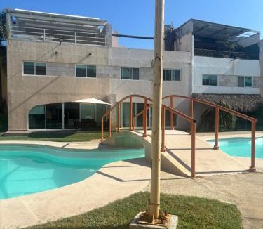 Playa Diamante Villa | Villa Acapulco Diamante