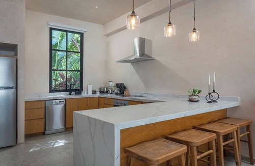 Zama Villa | Villa Bona | 5Bdrm 18 guests HotTub & Housekeeping every other day Dedicated Concierge Beach access