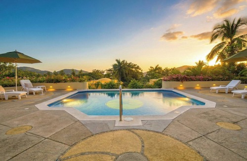 Zihuatanejo House | Villa Bougainvillea at Villas del Sol