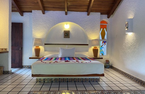 Zihuatanejo Bed & Breakfast | Villa de la Roca