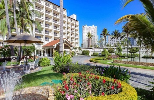 South Hotel Zone Resort | Villa Del Palmar Puerto Vallarta - Cozy Studio