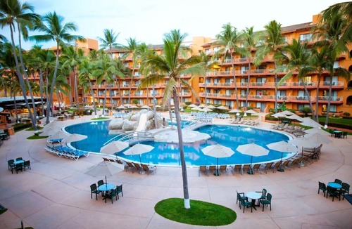 El Medano Ejidal Condo | Villa Del Palmar - Loreto, Puerto Vallarta or Cabo