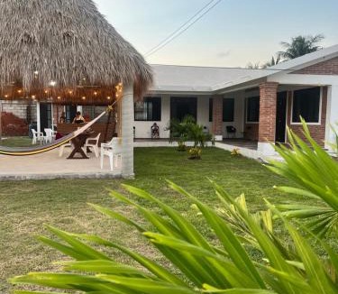 Monte Gordo House | Villa Esmeralda del Mar