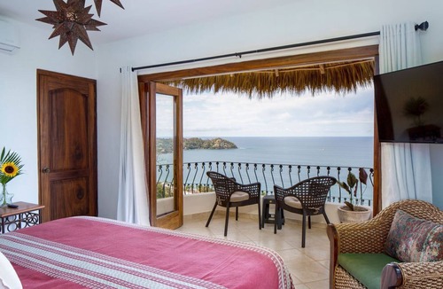 North End Villa | Villa Esperanza - Luxury 4BD/4.5BA with Ocean Views