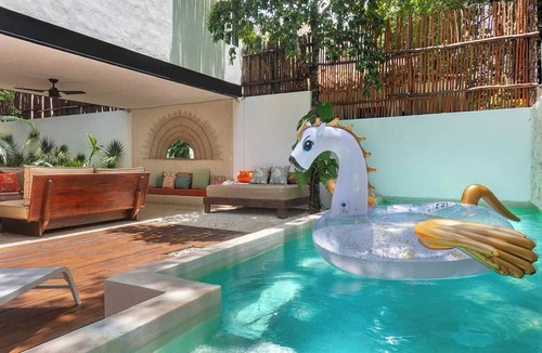 Zama Villa | Villa Itze | 5Bdrm Jungle Oasis w/Pool & BBQ Dedicated concierge Beach access
