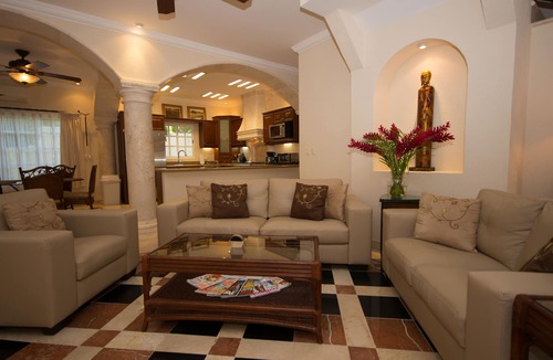 Villa Juarez Condo | Villa La Joya Condo, only 50 meter from white sand beach, Playa Paraiso