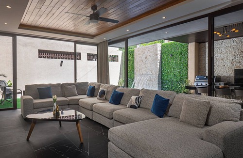 La Veleta Villa | Villa las Moras -5 bedroom villa in Tulum with pool, ac, wifi and concierge