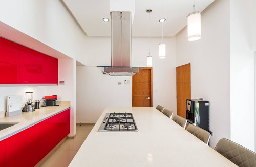 Puerto Juarez Villa | Villa Luxury White in Playa del Carmen