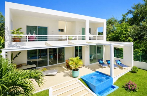 Playacar Fase II Villa | Villa Mariposa, private pool, Jacuzzi & hot tub