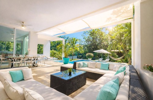 Playacar Fase II Villa | Villa Mariposa, private pool, Jacuzzi & hot tub