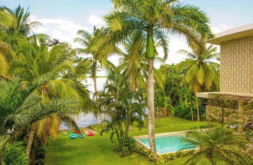Calderitas Villa | Villa Muyal | 7BR | Waterfront Getaway
