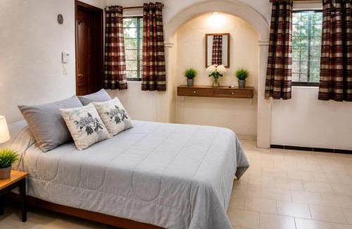 Merida House | Villa Odalys Cozy Mexican style house