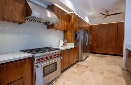 Zona Hotelera Villa | Villa Presidente | 4BR | Oceanfront Luxury Stay